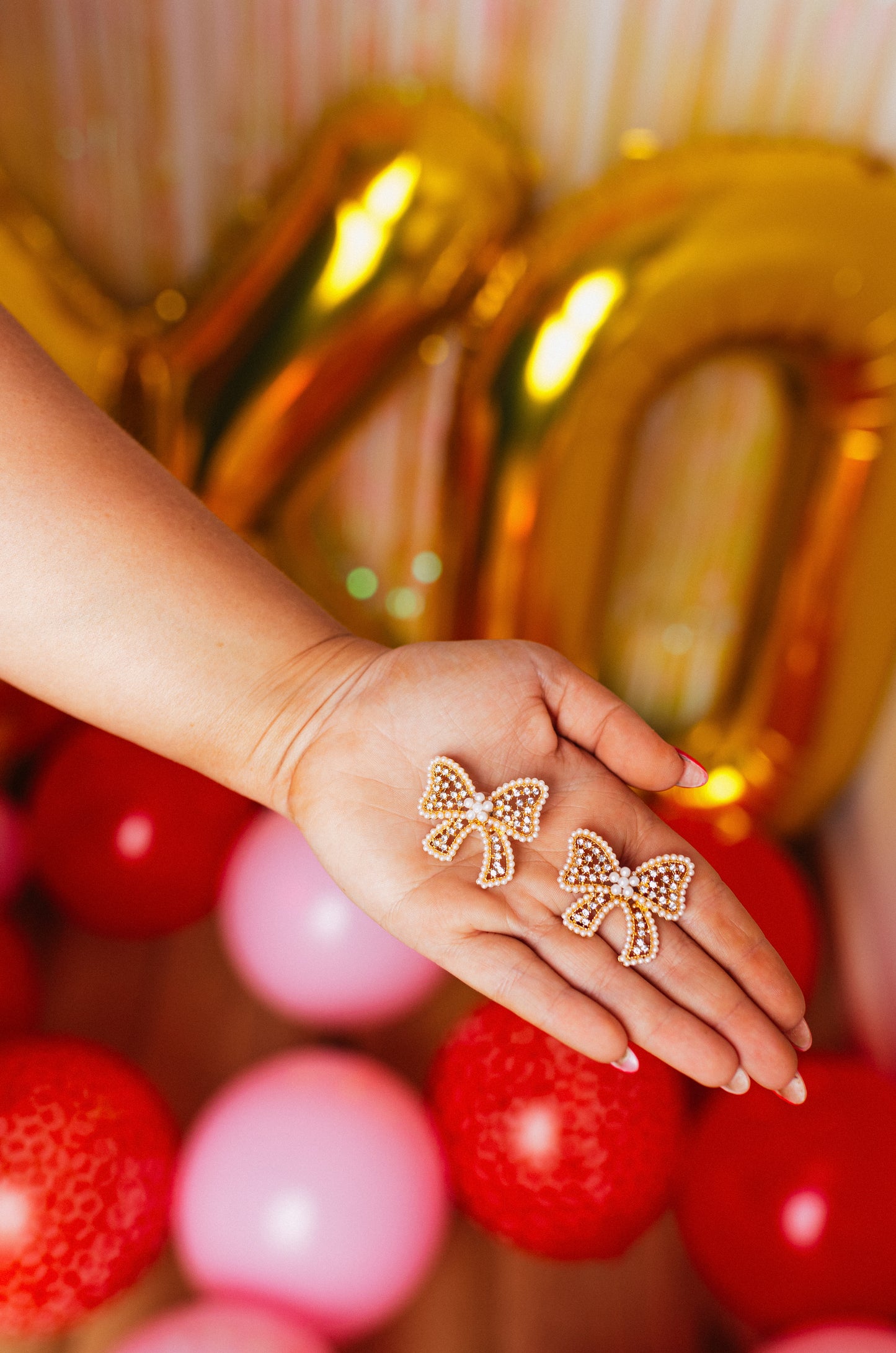 Oversized Bow Studs